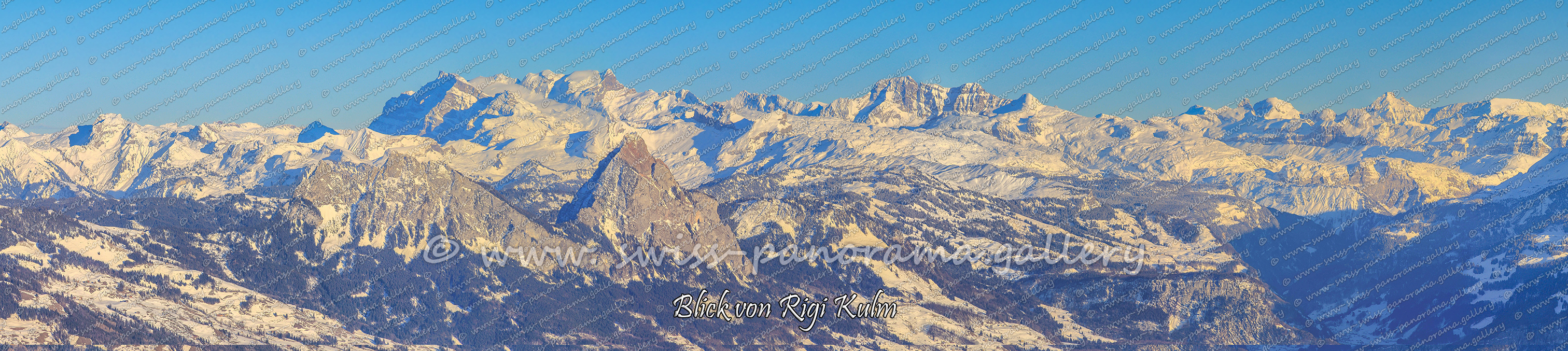 Alpenpanorama mit 300 beschrifteten Berggipfeln  von Rigi Kulm